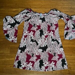 Small.  2 Be Together dress.  Boho with butterfly sleeves.